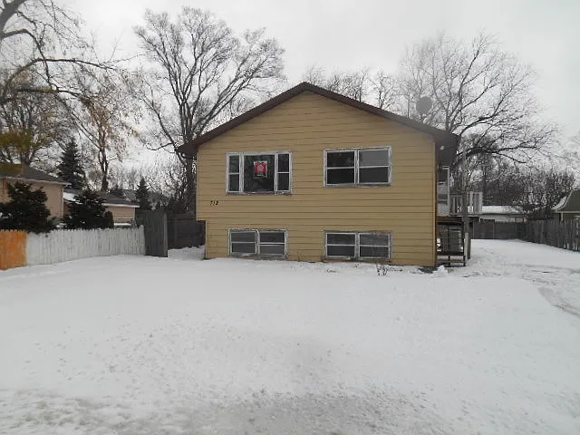 712 Morningside Dr photo 1