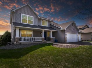18623 Dunbury Ave, Farmington, MN 55024