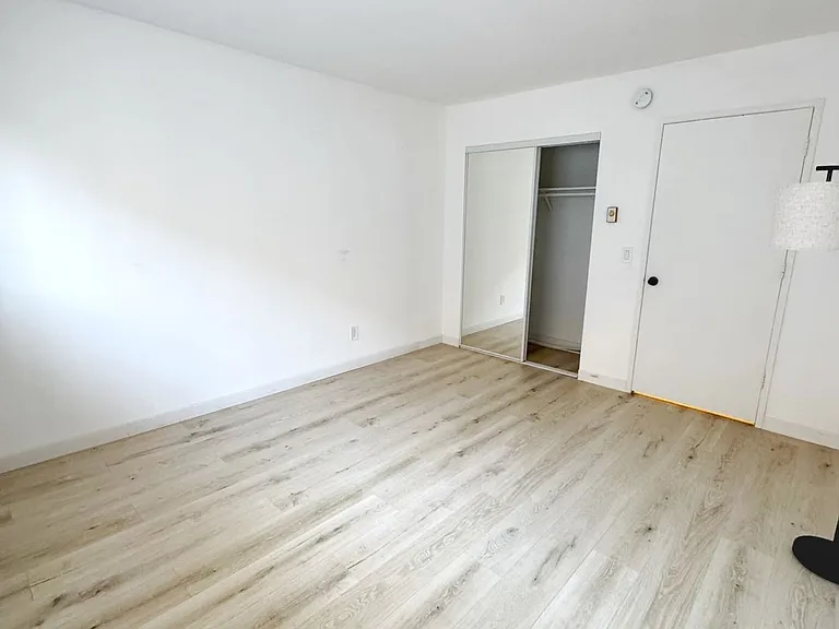 1351 N Orange Dr #117 — Photo 8