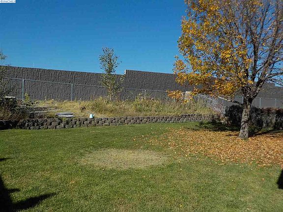 4th image of 685 Lonetree Ln