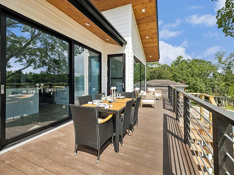 407 Brook Hollow Dr — Photo 39