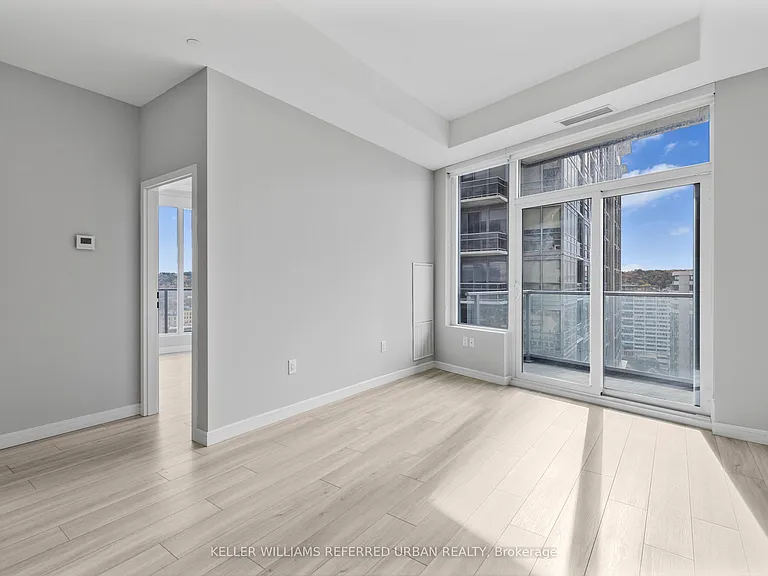 20 George St #2107 — Photo 9