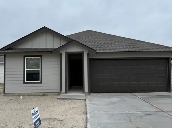 1110 Brasel Dr, Aransas Pass, TX 78336