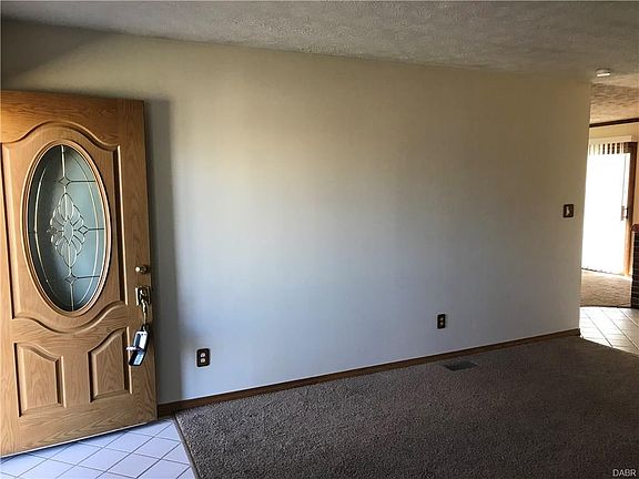 4th image of 7107 Chalet Pl