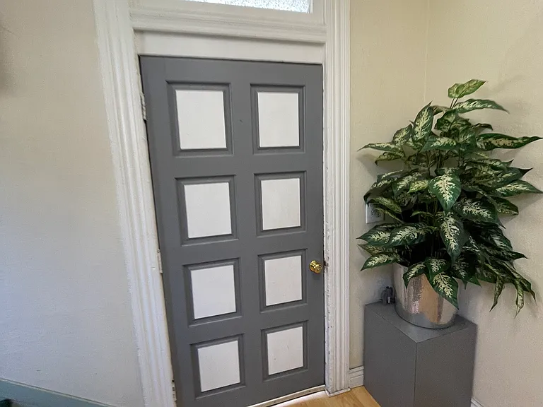 1705 Linden St #2 — Photo 4