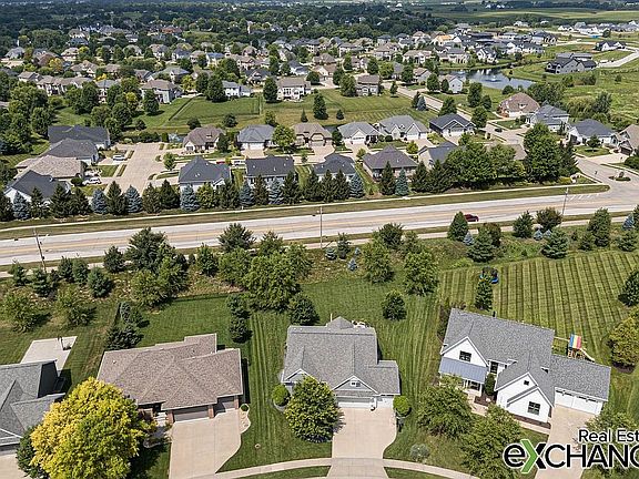 3rd image of 6294 Wildberry Dr