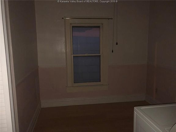 4th image of 212 Lovell Dr