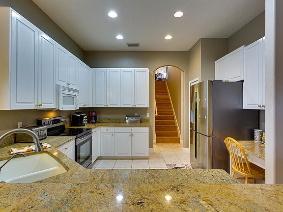 3rd image of 185 Brandy Creek Cir SE