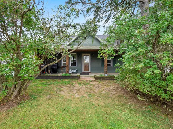 W5223 County Road 338, Wallace, MI 49893