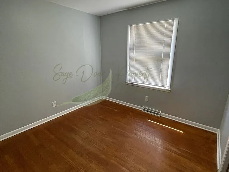 805 SW Lea Dr — Photo 12