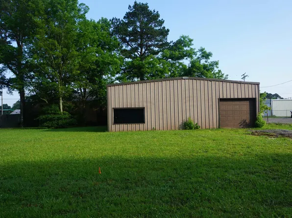 112 E Dandridge St, Kensett, AR 72082