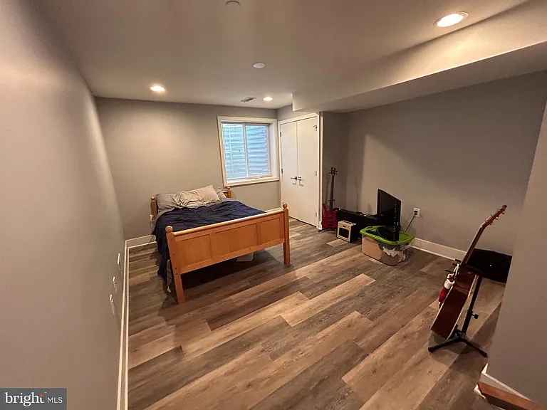 1824 Poplar St #1 — Photo 9