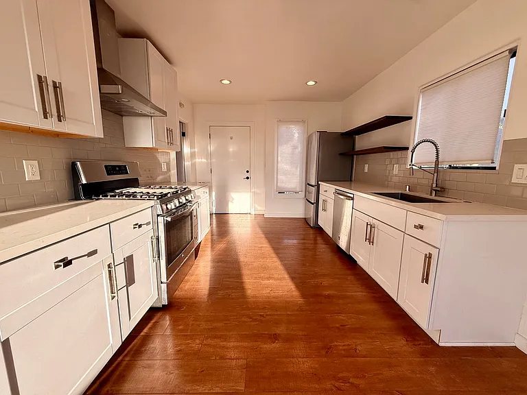 1343 Quintero St — Photo 15