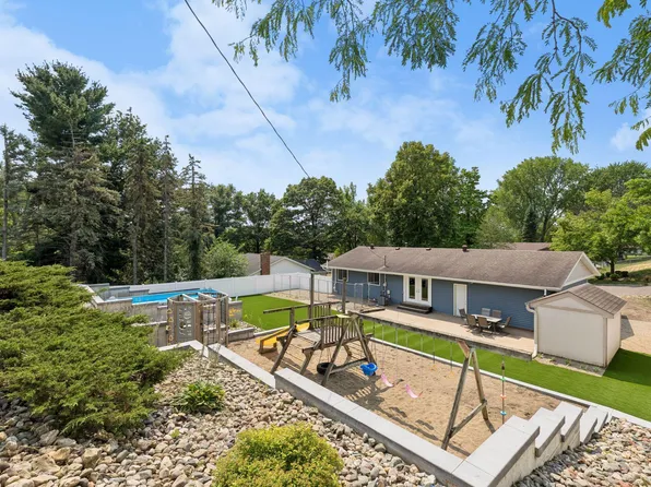 8351 Innsdale Ave S, Cottage Grove, MN 55016