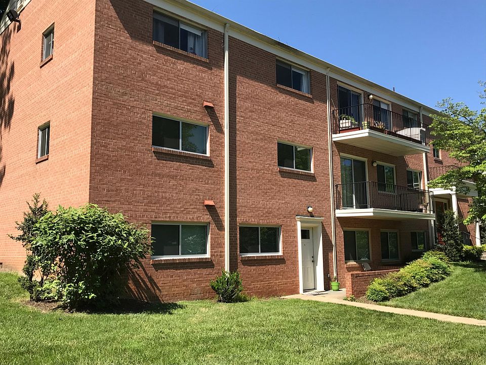 Middle corner unit