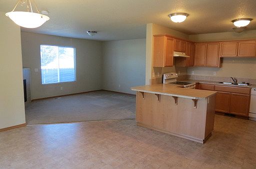 2nd image of 9623 NE 73rd Cir