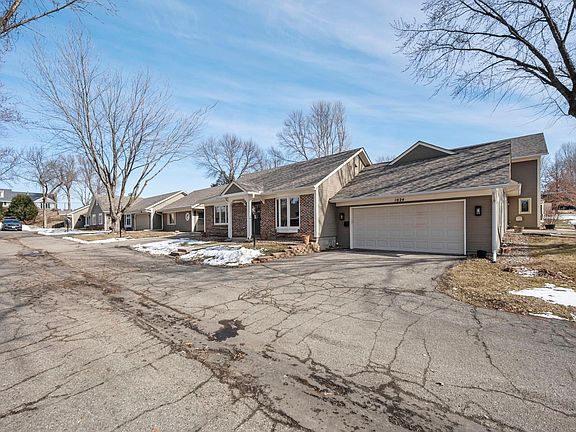 2nd image of 1024 Fox Run Rd