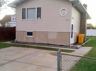 8100 W End Dr, Baltimore, MD 21226