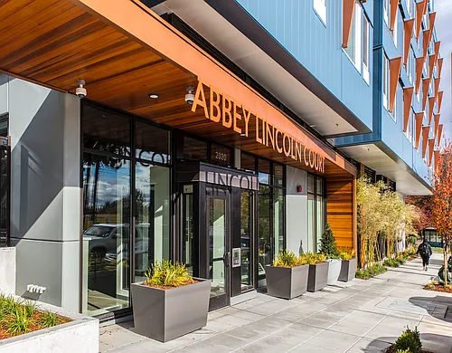 Abbey Lincoln Court Photo 1