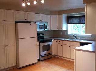 1426 Firland Dr, Puyallup, WA 98371