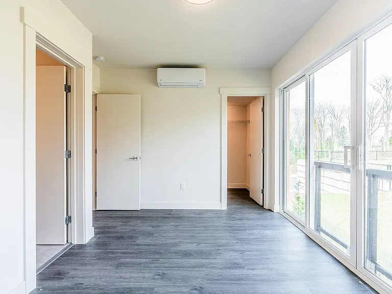 Skyridge Townhouses — Photo 51