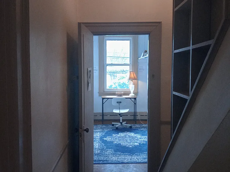 1808 Brownsville Rd #1 — Photo 9