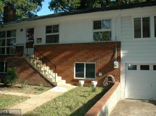 5884 9th Rd N, Arlington, VA 22205