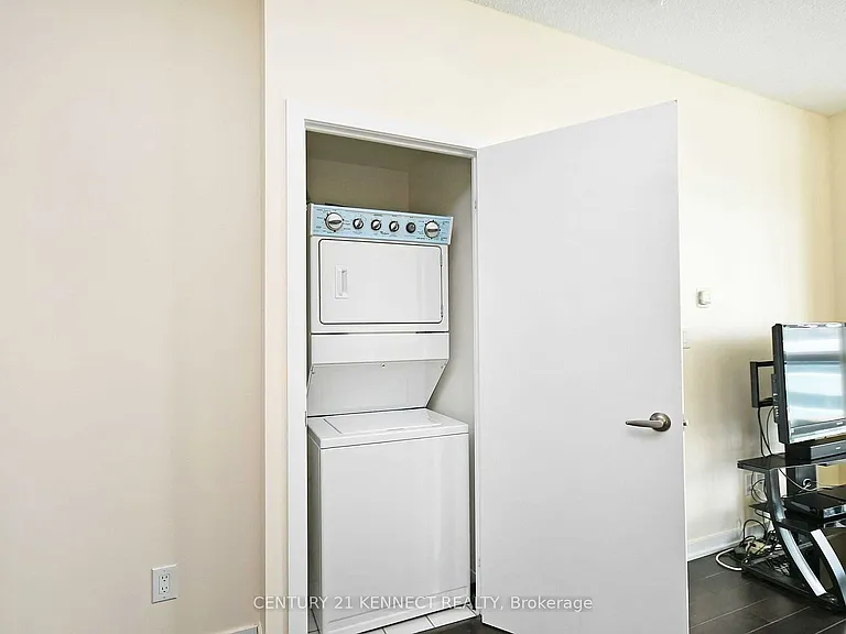 4070 Confederation Pkwy #3910 — Photo 17