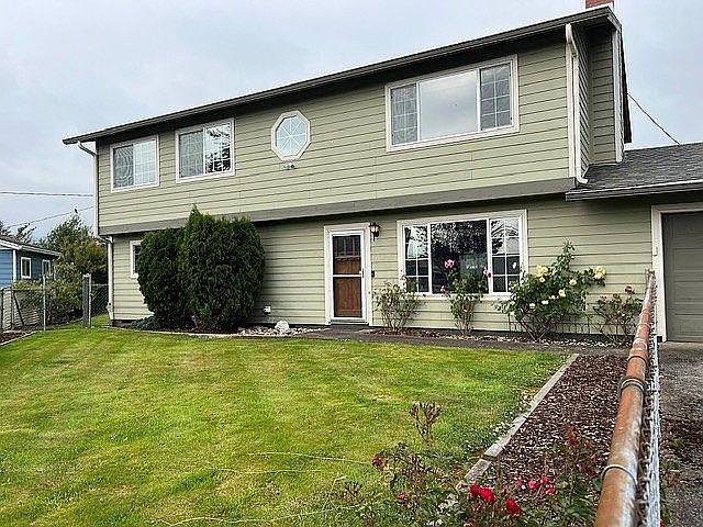 1st image of 4208 Ginkgo Ave