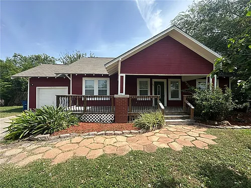 131 Dell Ave Photo 1
