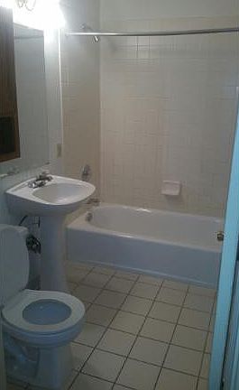 4th image of 2223 James Ave N