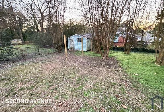 4th image of 1226 Oakwood St
