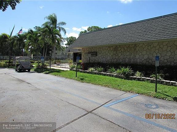 4th image of 4144 NW 90th Ave APT 107