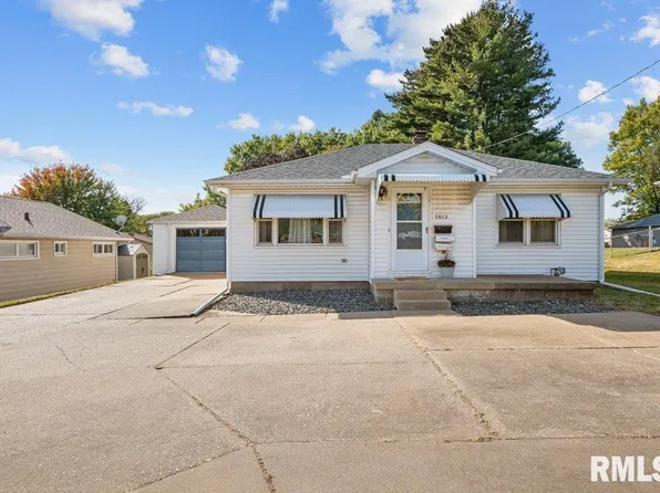 3812 N Division St, Davenport, IA 52806