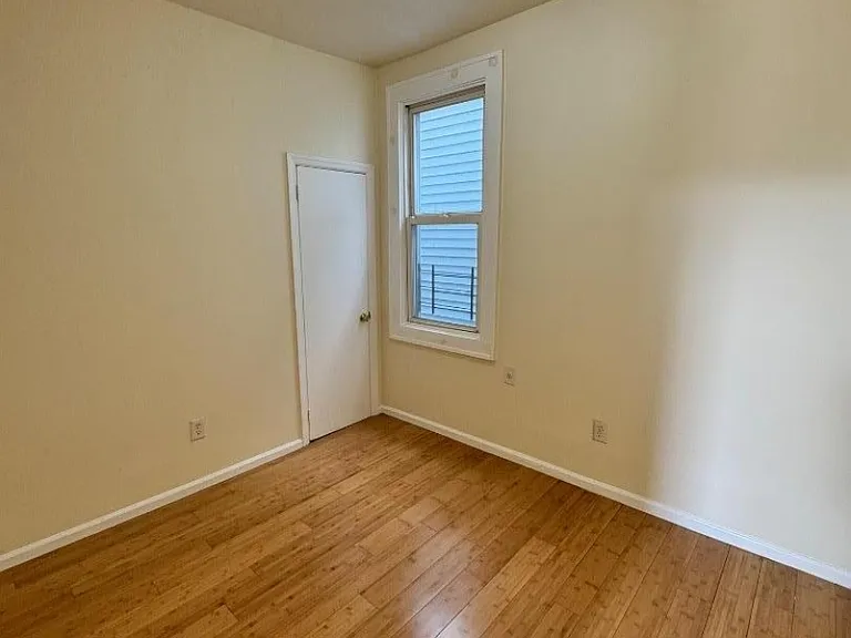 59 Brenner St — Photo 3