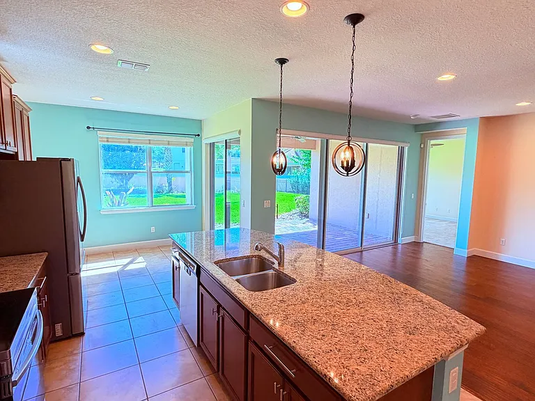11867 Padua Ln — Photo 5