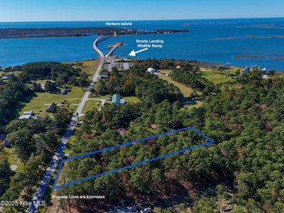 1532 Harkers Island Road, Beaufort, NC, 28516