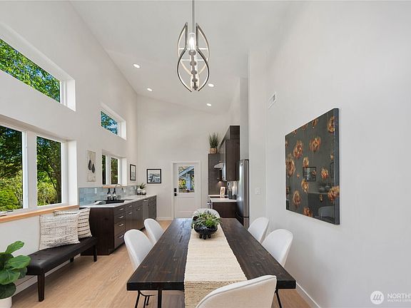 5th image of 8627 30th Avenue SW