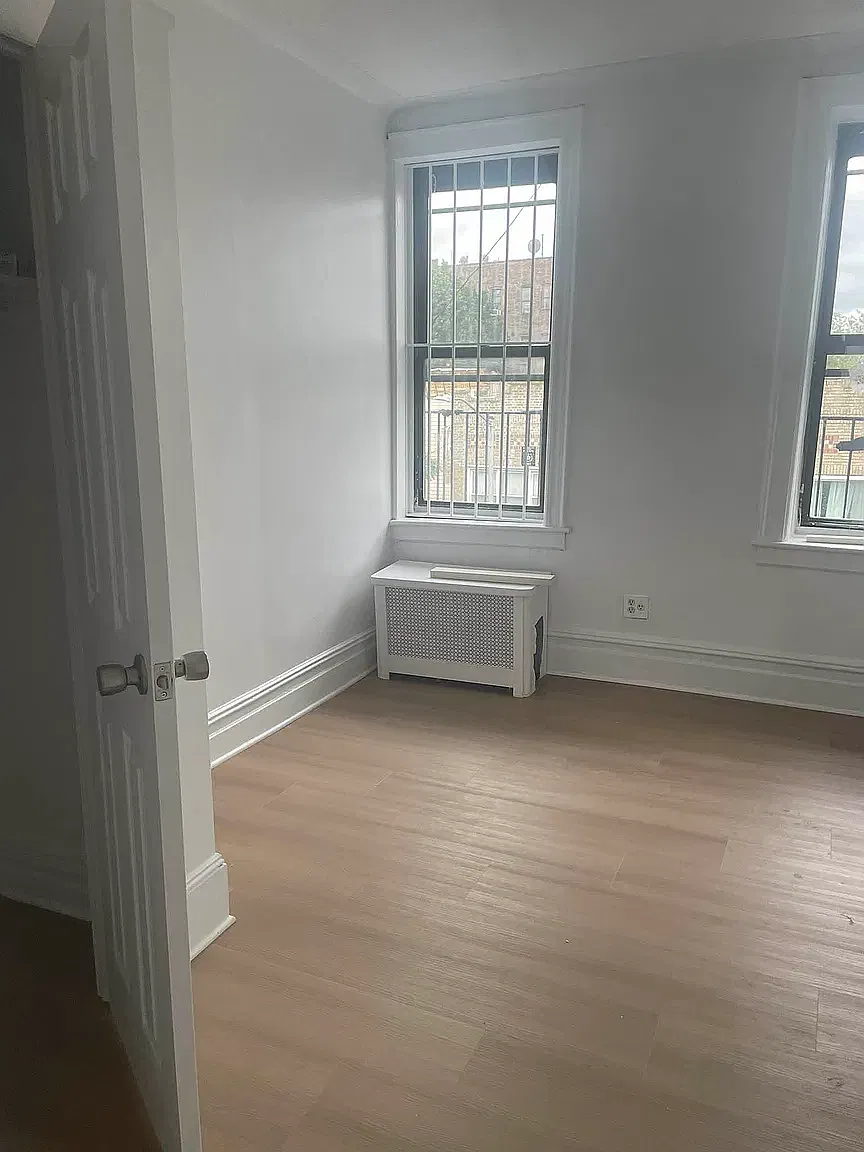 87 East 31st Street — Photo 2