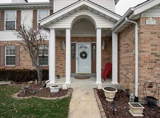 2513 Grover Ridge Dr, Grover, MO 63040