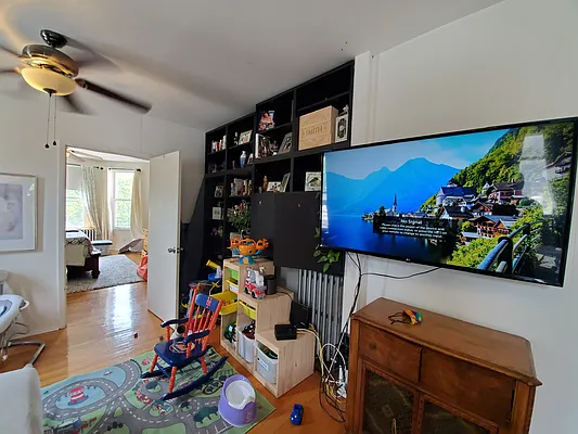 Rented by Magnificat Corp | media 2