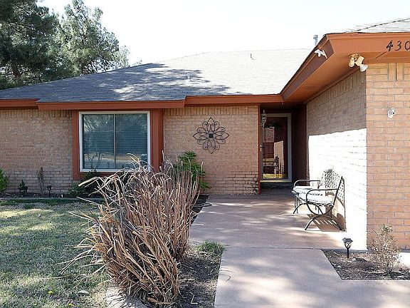 4th image of 4309 Crenshaw Dr