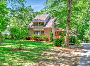 106 Snug Harbor Rd, Seneca, SC 29678