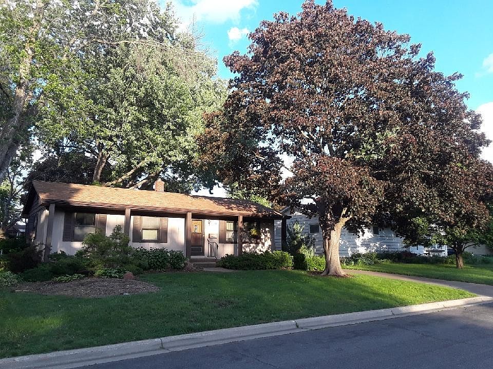 1st image of 1130 Bellows St