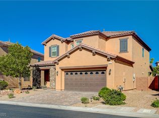 562 White Heart Rd, Las Vegas, NV 89148