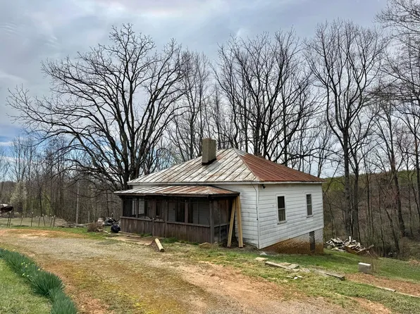 4947 Stones Dairy Rd, Bassett, VA 24055