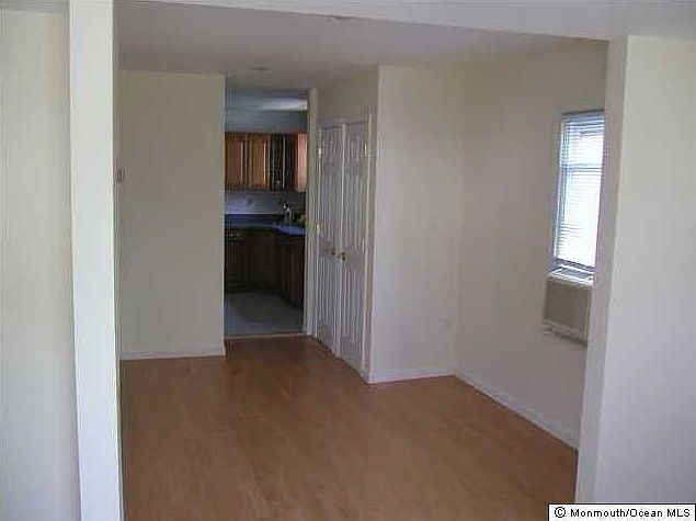 2nd image of 68 Monmouth Ave