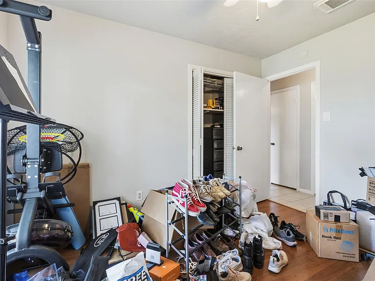 466 El Toro Ln — Photo 16