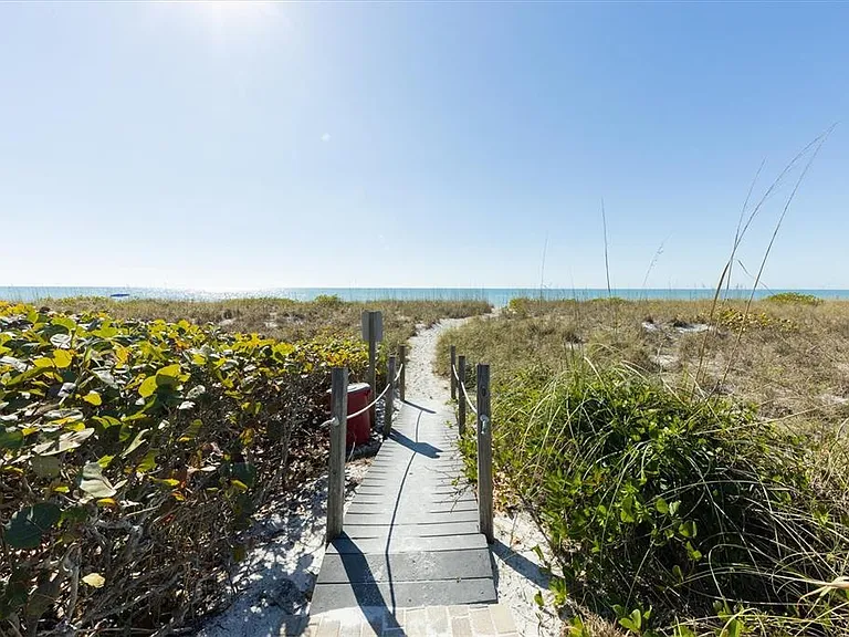 5757 Gulf Of Mexico Dr #305 — Photo 35