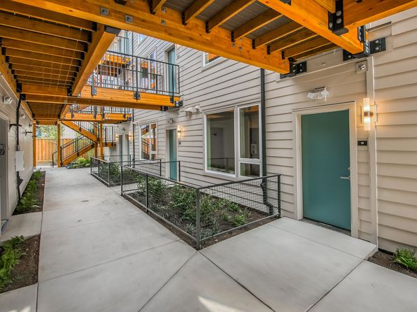 3450 NE 50th Ave #2